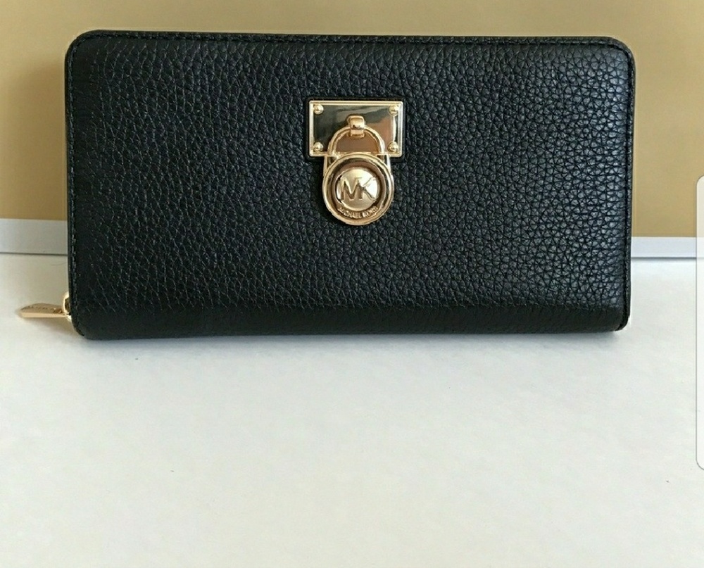 Authentic Michael Kors Wallet
